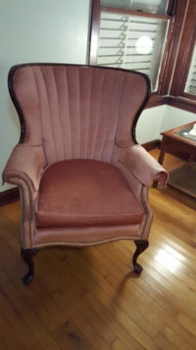 Wing Back Tufted Chair