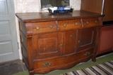 Oak buffet (antique)
