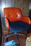 One of 2 Steelcase chairs (vintage)