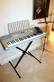 Yamaha YPT-300 electric keyboard