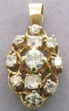 Jewelry 14kt Yellow Gold & Diamond Pendant Stunning 14kt yellow gold cluster style pendant with round brilliant cut diamonds.
Pendant measures 1" long, total weight: 1.9 dwt. Approx. Diamond weight: 2.5+ ctw