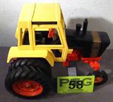 Farm Toy CASE 1070 Agri King Demonstrator Tractor
Fantastic authentically scaled die cast model / replica tractor. CASE "1070 Agri King Demonstrator" with enclosed / covered cab, orange, black & pale yellow coloration, rubber tires. Item is in wonderful condition, previously on display in a non smoking pet free home.