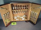 Reed & Barton "Burgundy" Sterling Silver Flatware
Beautiful "Burgundy" sterling silver flatware set made by Reed & Barton in wooden Reed & Barton display and storage case. Set includes:
- 8 Dinner knives with stainless steel blades, measure: 9" long.
- 8 Dinner forks, measure: 7" long.
- 8 Teaspoons, measure: 6" long.
- 8 Salad / dessert forks, measure: 6.5" long.
- 2 Butter spreaders, measure: 6.25" long.
- 1 Sugar shell, measures: 6" long.
- 1 Jelly server, measures: 6.25" long.
- 2 Large serving spoons, measure: 8.25" long.
- 1 Large pierced serving spoon, measures: 8.25" long.
- 1 Child's spoon, measures: 4.5" long.
- 1 Condiment serving fork, measures: 5" long.
Total weight: 70.58 ozt.
Knives and butter servers separately weigh: 21.58 ozt.