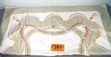 Must de Cartier Paris White & Pink Silk Scarf
Breathtaking Must de Cartier Paris silk scarf. Beige framing around the edges with off white background & yellow / golden piping surrounding the design. Featured design is a series of light & dark pink beads strung into a jewelry design, linked together by golden colored hoops. Measures 34" x 34". A very classy fashion accessory.