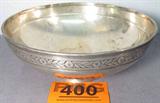 Tiffany & Co. Sterling Silver Bowl
Fabulous large sterling silver bowl with floral design around edge. Marked "Tiffany & Co. Makers Sterling Silver 20617B". Measures: 3.5" tall with 9.25" diameter. Total weight: 21.86 ozt.
Tag word: Sterl925