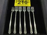 Sterling Silver Heirloom "Damask Rose" Flatware
Gorgeous set of 6 cocktail forks made by Heirloom Sterling, pattern is "Damask Rose". Each fork measures: 5.5" long. Total weight: 3.18 ozt.
Tag word: Sterl925