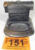 Vintage Salesman Sample Boiler Rehberger Mfg
A great vintage cast metal decorative salesman sample boiler / ash tray. Base of item is embossed: "Heggie Simplex Steel Boilers". Back of base is marked Rehberger Mfg. Co., Chicago.. Measures approximately 4" tall x 4.75" across x 5" in depth.