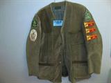 Abercrombie & Fitch Corduroy Sportsmen Jacket
An Abercrombie & Fitch green corduroy sportsmen jacket with patches from Ducks Unlimited, Sea Island Gun Club, Woodway Gun Club, as well as others. Men's size 46.