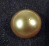 Jewelry Loose Gemstone South Sea Pearl
Consignor states: "Pearl, Golden color, South Sea; 11mm round."
Gorgeous piece! Perfect for jewelry making!
Tag words: Mineral, Stone, pearl, loose unmounted gemstone.