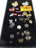 Mixed Lot Vintage Military Pins
This mixed lot of vintage metal pins is interesting and unique. The buttons include several with a military design.
Tag Word: Collectibles, Militaria
Z33