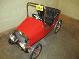Reproduction Antique Pedal Car
This lot would make a fantastic gift for your favorite toddler! Reproduction of an antique / vintage pedal car, designed for children between the ages of 3 - 5 years old. Unknown maker / manufacturer, made in China. Comes with a warning label. Die cast body with a plastic seat & tires, metal spokes. Singer passenger pedal car, fire engine red in color. Appears to be in great shape! Measures: 31" long x 12" wide. Model number 1938.
ZB4871