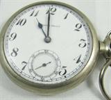 Jewelry South Bend Silver Tone Men's Pocket Watch
Wonderful men's pocket watch, made by South Bend, marked / stamped on the face of the watch. Large numbers, blue metallic colors on the hands. In a silver toned bezel / case, with a silver colored snake style chain. Entire unit measures 20" long including chain.
ZB5104