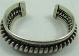 Jewelry Verna Tahe Navajo Sterling Cuff Bracelet
A fabulous sterling silver cuff bracelet featuring a rope design. Inside of bracelet is stamped "Sterling" and signed "TAHE". Measures 5" with a 1.25" opening.
Total weight: 1.78 ozt.