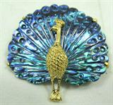 Jewelry Sterling Silver Onyx & CZ Fashion Ring
Gorgeous sterling silver fashion ring featuring inlaid black stone, possibly onyx as well as sparkly Cubic Zirconia stones. Marked "925", ring size: 7. Total weight: .19 ozt.