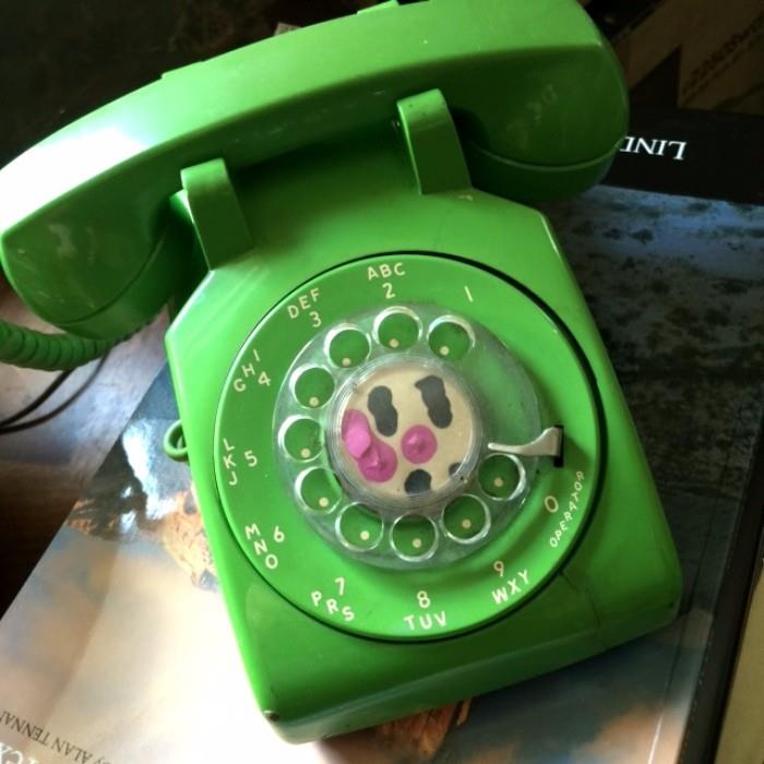 Mod green telephone. 
