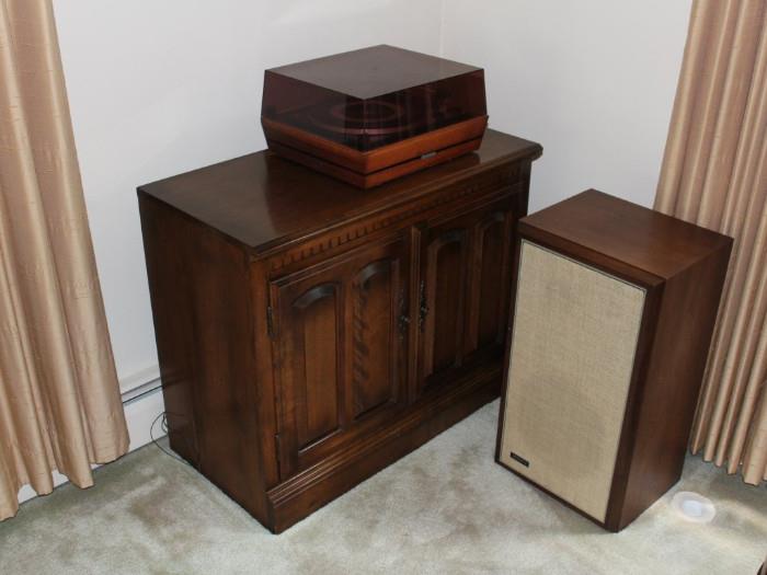 HALLENBECK ESTATE SALES AT 806 Hillcrest Dr. starts on 7/16/2015