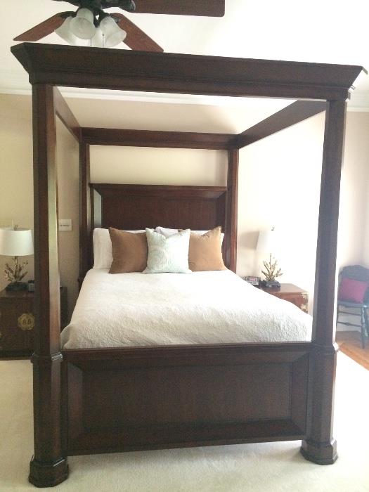 Queen size bed (mattress/boxspring not included)