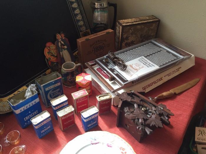 Vintage tins and other items