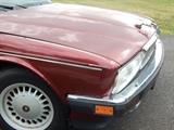 JAGUAR, Vander Plat 1990, 93, 000 miles. New tires and moon roof. Runs fine!