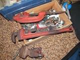 PROFESSIONAL, PIPE CUTTER AND WRENCH