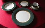 RETRONEU, IMPERIAL COLLECTION, BONE CHINA, SERVICE FOR 12. MALACHITE PATTERN