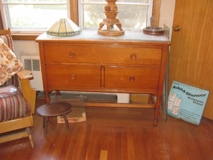 SOLID MAPLE SIDEBOARD/CHEST $40.00.. BOUGHT AT EMPIRE FURNITURE!!