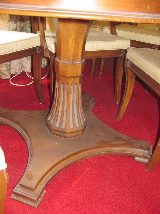 BEAUTIFUL TABLE BASE FOR THOMASVILLE 9 PIECE SET ALL FOR $175.00!!!
