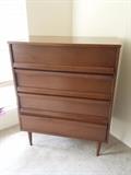 Bassett Mid Century Dresser
