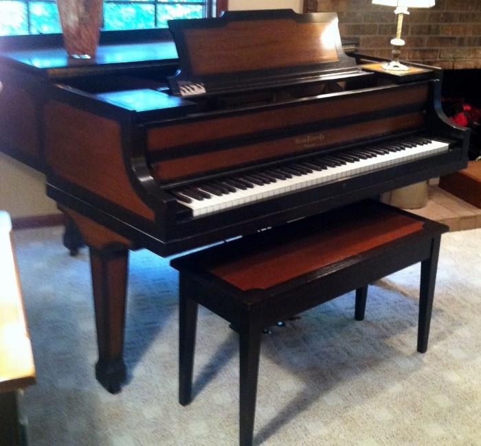 1950s Shaw Piano Co baby grand piano - beautiful