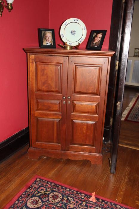 entertainment center/armoire