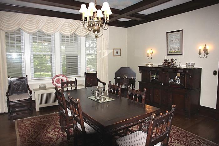 view of the dining room. Note the beautiful carpet!