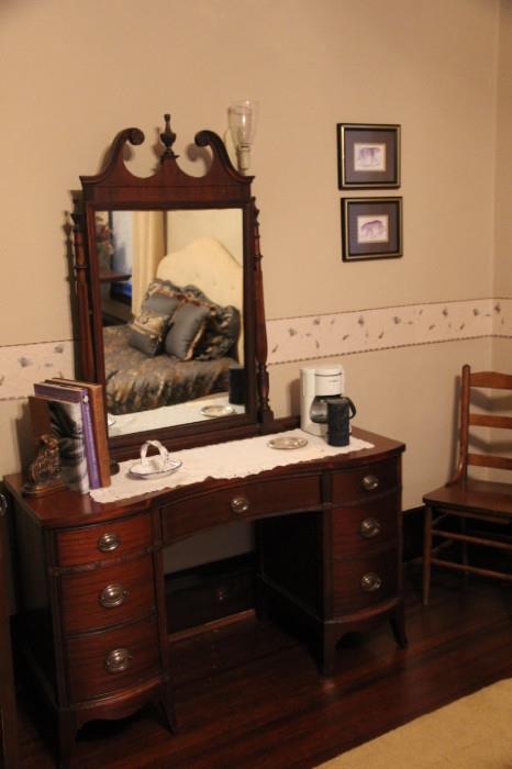 1940s mahogany vanity