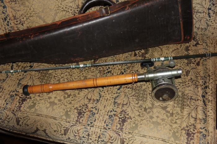 vintage fishing rod/reed and gun case
