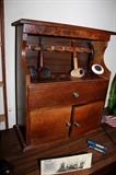 Pipe cabinet