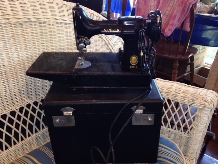Featherweight Singer Sewing Machine with Case and attachments