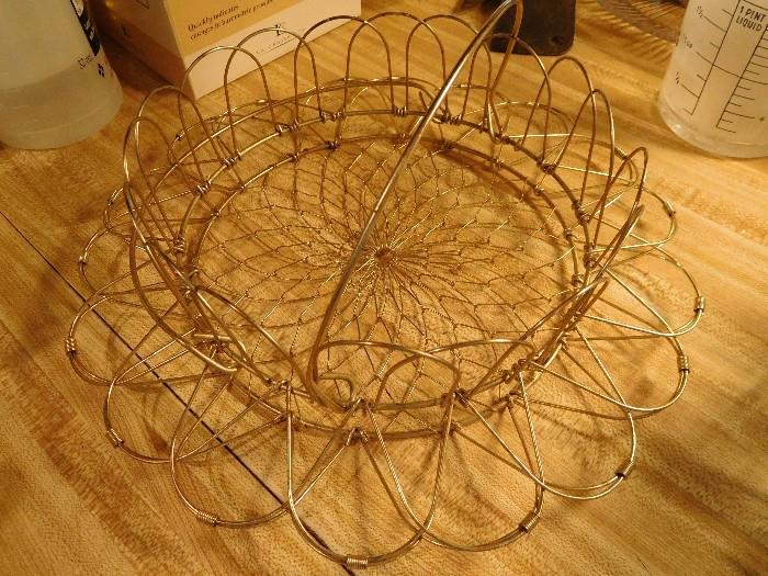 Wire Egg basket
