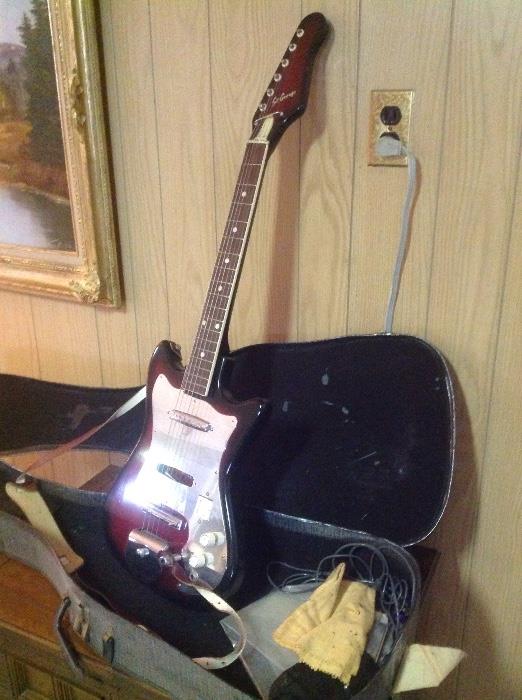 St George electric guitar and case
