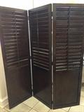       Louvered room divider