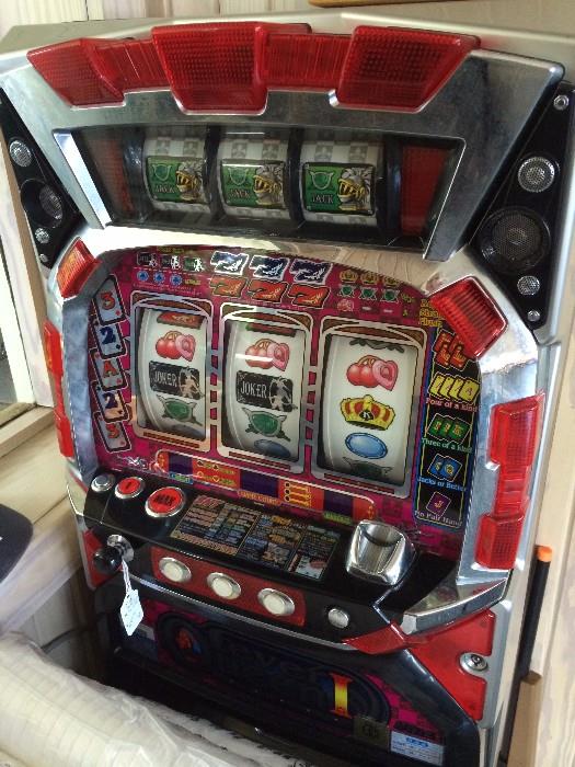  Slot machine