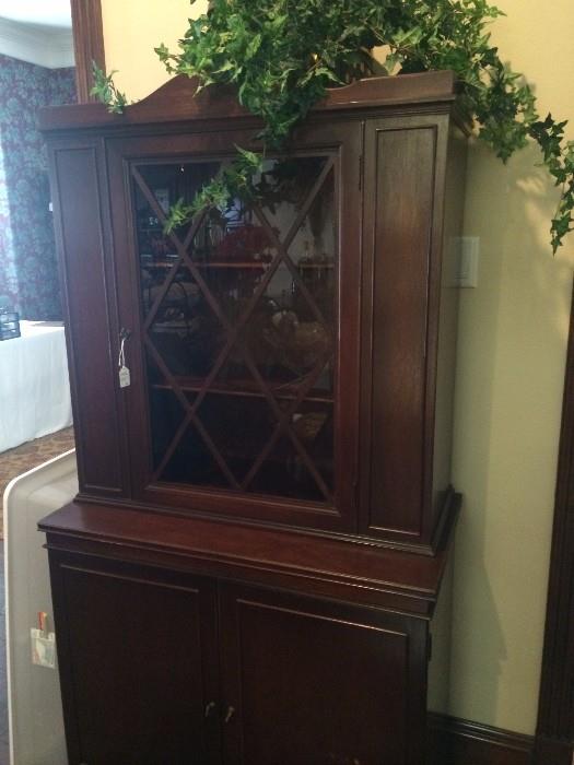      Duncan Phyfe china cabinet