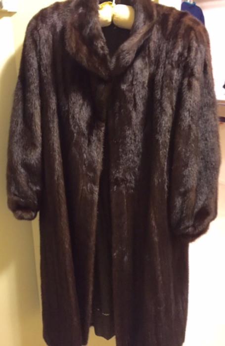 Full Length Female, Full Pelt Coat in XL 