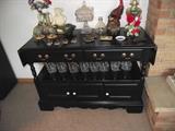 Black sideboard with drop leaves, on wheels