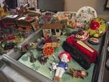 Marx Tin Lithograph Toys & Tin Tops