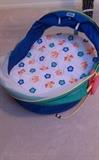 Fisher price
" Bounce n play"
Dome, bed, tent, sleeper