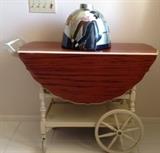 Tea cart with removable glass tray