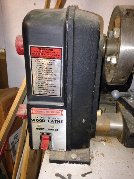 Central Machinery 12 inch 5 speed Wood Lathe