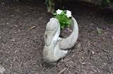 3 Concrete swan planters