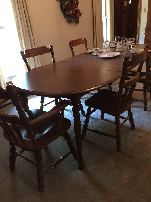 Dining room suite- Bassett Furniture- table- 3 leaves- 5 chairs- Buffett also available 