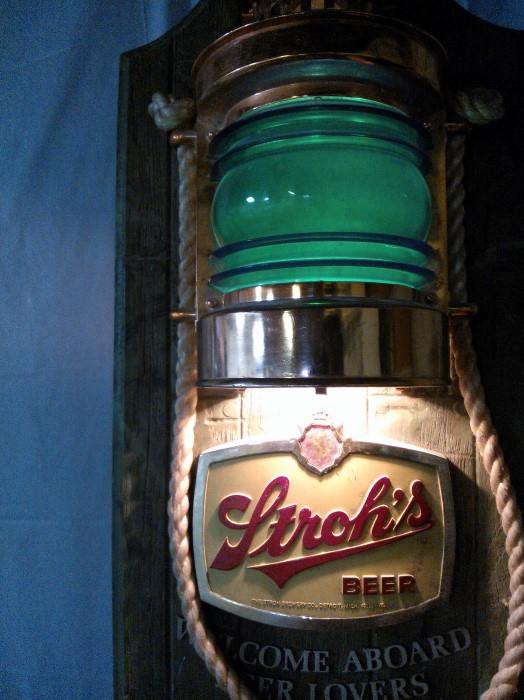 Stroh's Beer Lantern Light Up
