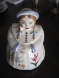 Collectible vintage 1940's Shawnee USA 'Cooky' Dutch Girl Cookie Jar